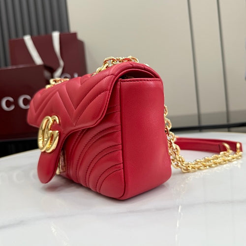 Gucci GG Marmont Small Shoulder Bag