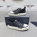 AMIRI Star Appliqué Low-Top Sneakers