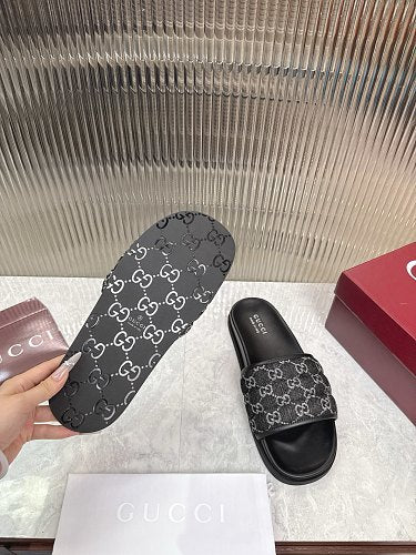 Gucci GG Supreme Monogram Slide Sandals