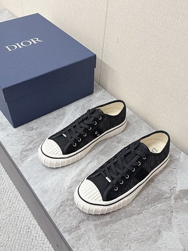 Dior Walk’n’Dior Low-Top Sneakers in Black Dior Oblique