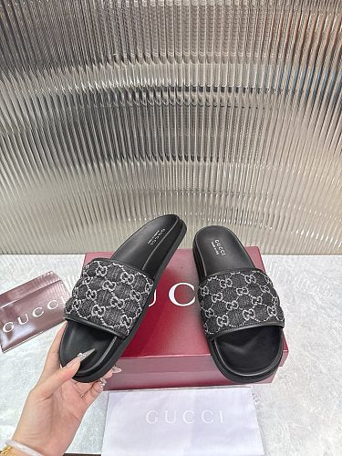 Gucci GG Supreme Monogram Slide Sandals