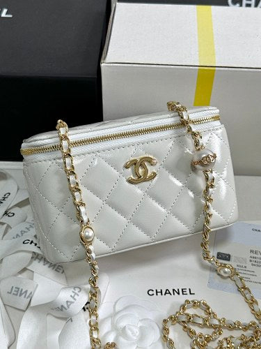 Chanel White Quilted Vanity Case