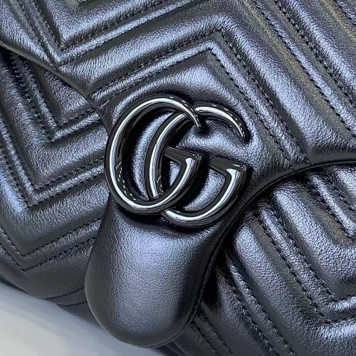 Gucci GG Marmont Medium Shoulder Bag