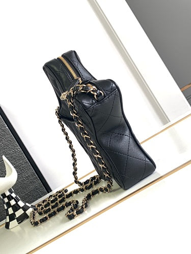 Chanel Black Quilted Star-Shaped Chain Crossbody Bag