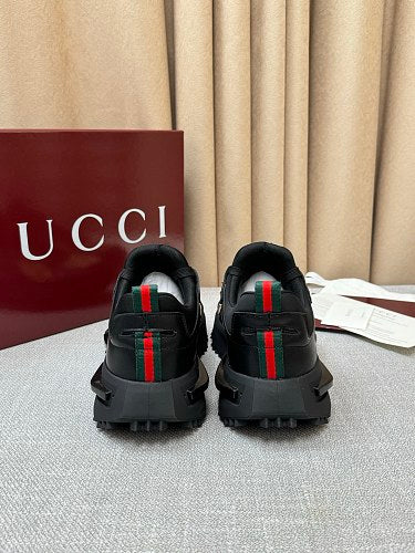 Gucci GG Supreme Canvas Chunky Low-Top Sneakers