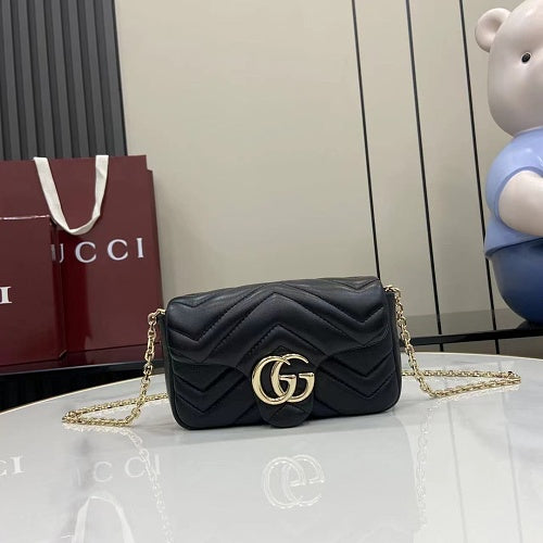Gucci GG Marmont Small Shoulder Bag