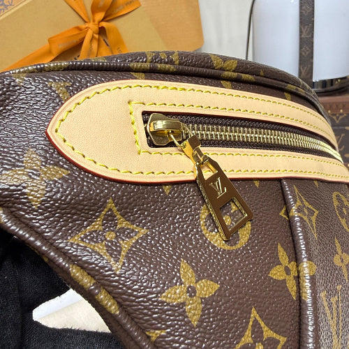 Louis Vuitton Bumbag / Monogram Belt Bag
