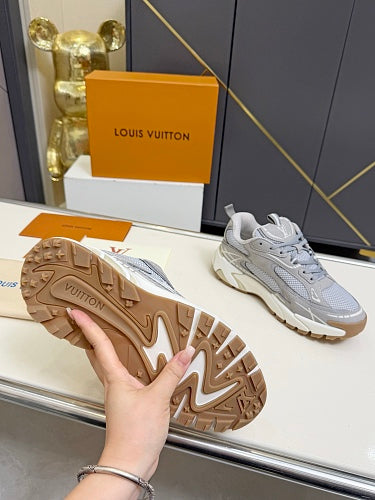 Louis Vuitton LV Runner Tatic Sneakers