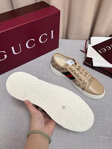 Gucci GG Supreme Web Low-Top Sneakers