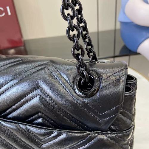 Gucci GG Marmont Medium Shoulder Bag