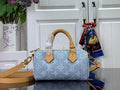 Louis Vuitton Speedy Bandoulière-style Mini Bag