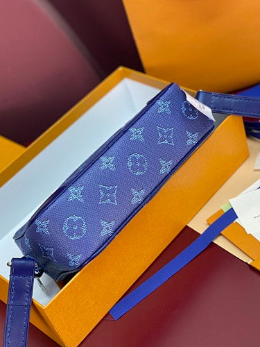 Louis Vuitton Alpha Wearable Wallet