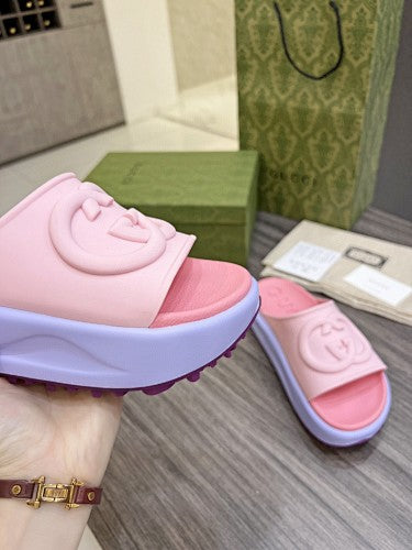 Gucci Interlocking G Rubber Slide Sandals