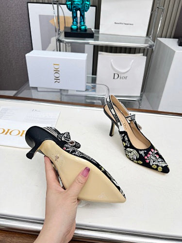 Dior J’Adior Embroidered Slingback Pumps