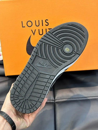 Louis Vuitton x Nike Air Force 1 Low sneakers
